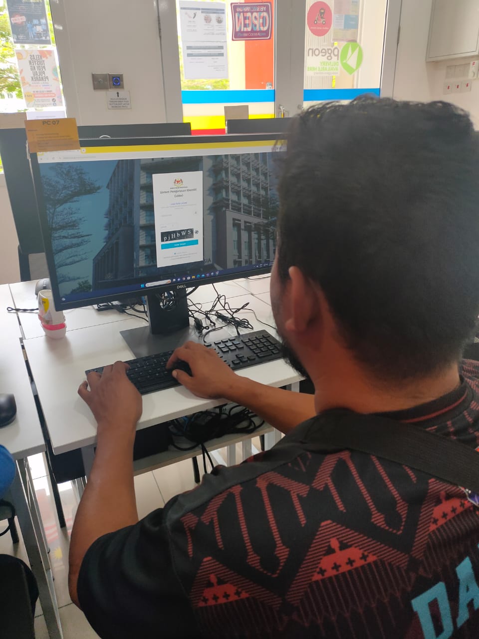 WhatsApp-Image-2023-12-18-at-5.21.09-PM-2